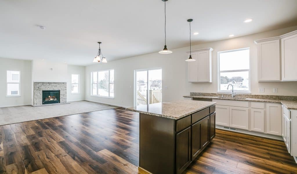 324 Tomahawk Dr Twin Lakes WI