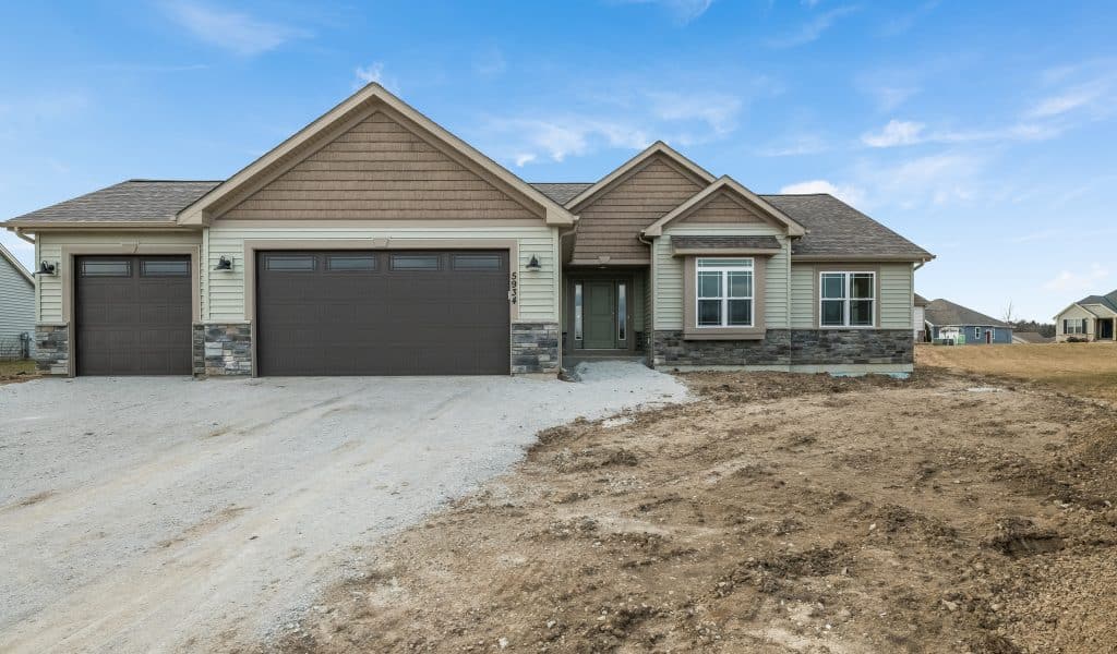 5934 Alburg Ave - Racine WI move-in-ready homes, home builder, bear homes