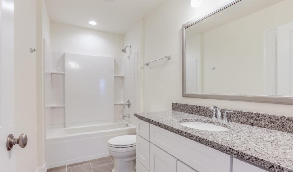 7885 Williamsburg Ct, Bristol, WI 53104