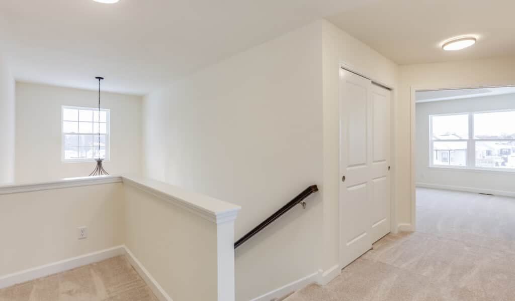 7885 Williamsburg Ct, Bristol, WI 53104