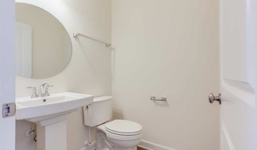 7885 Williamsburg Ct, Bristol, WI 53104