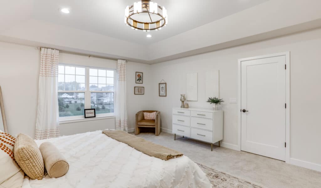 9110 Creekside Cir, Pleasant Prairie, WI 53158